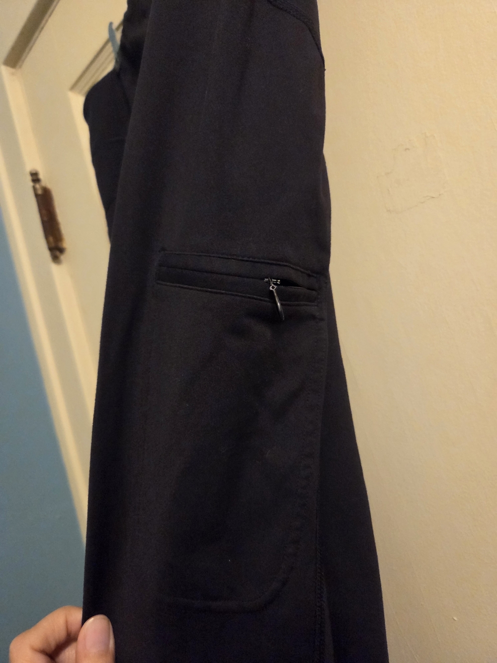 Duluth Trading Co Womens NOGA Straight Leg Sz L X 31" - Picture 3 of 4